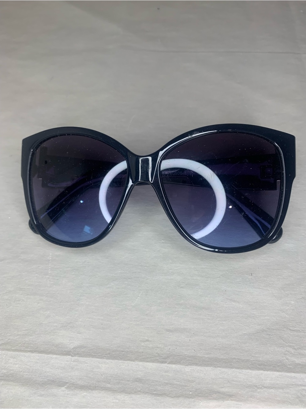 Arden B Black Oversized Gradient Lens Sunglasses